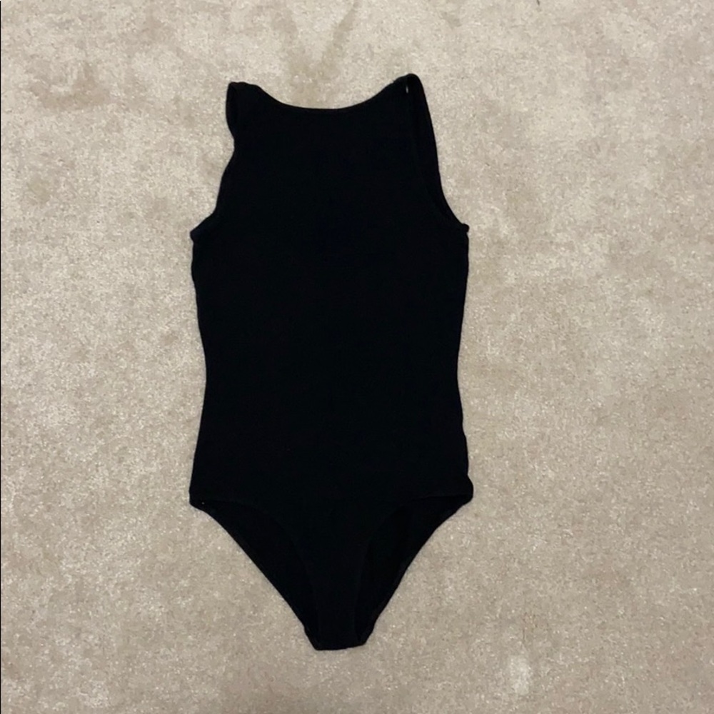 Community from Aritzia